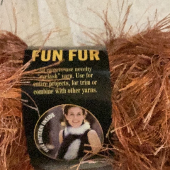 NWT  Fun Fur - Picture 2 of 8